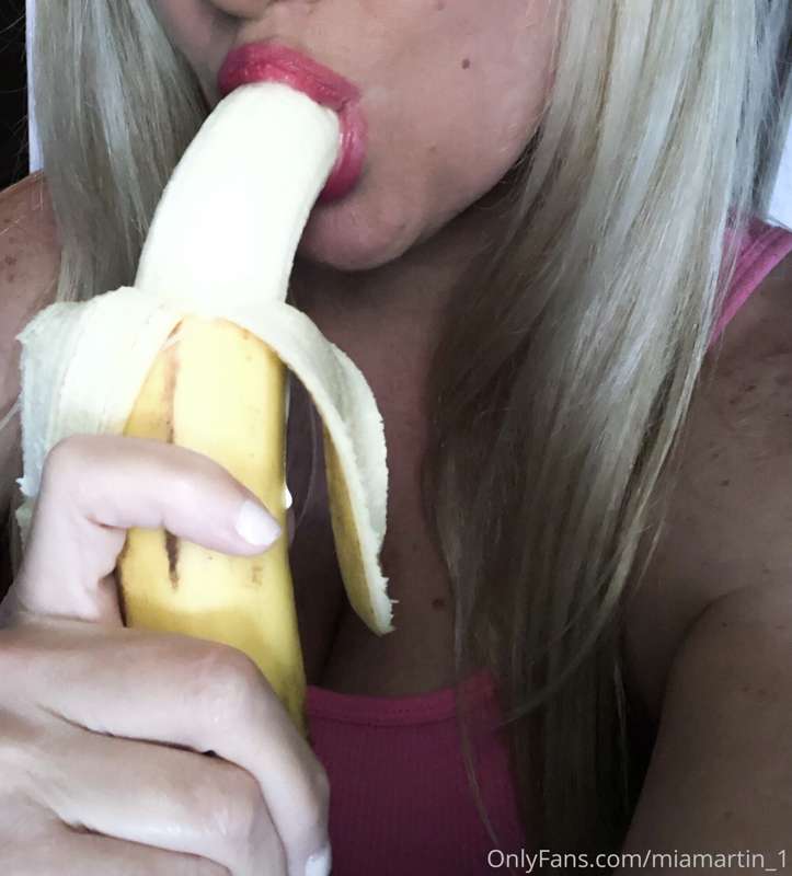 Since my teams not in the SB today I’ll just be sucking a co..