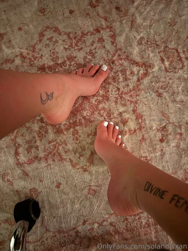 prettiest feet 🎀💋 2
