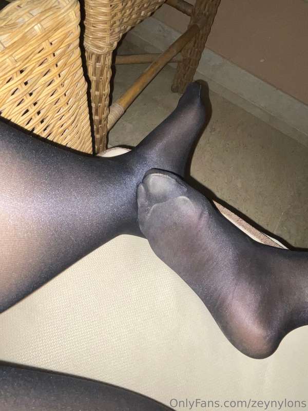 Zeynylons - Onlyfans - 28 Jun, 2025 2