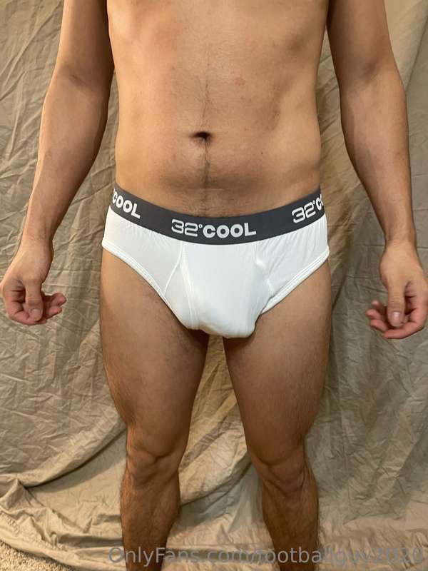PVT Martinez shows off his goods lol set 4 17