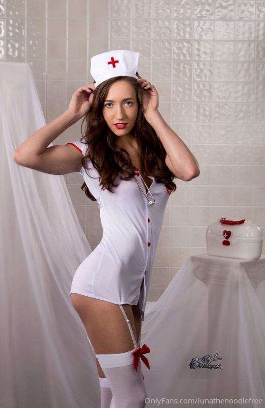Let me help you feel better ❤️ Posting some old modeling pho.. 2