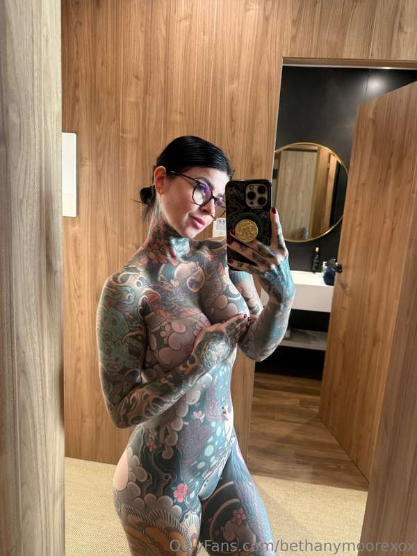do you like tatted girls?