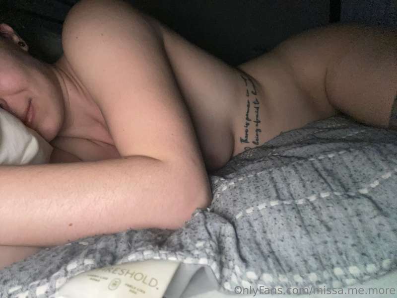 Sleepy days and wishing I had some fun company 😉