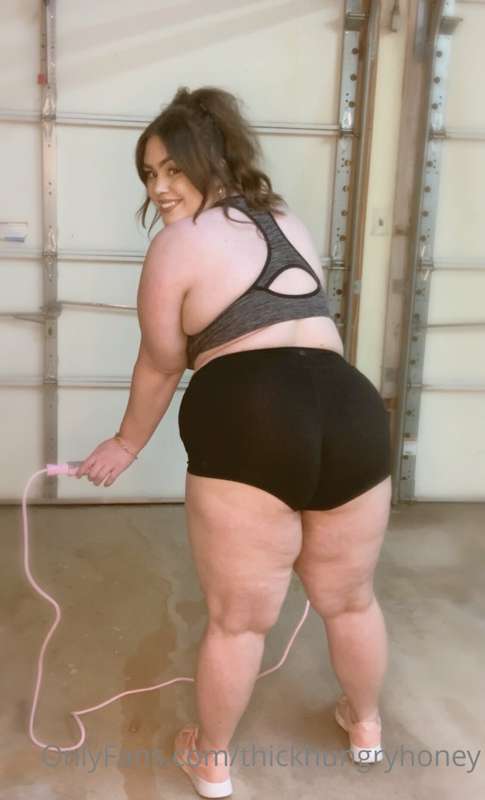 Bad bitch, I could be your morbidly obese piggy fantasy 🐷 22