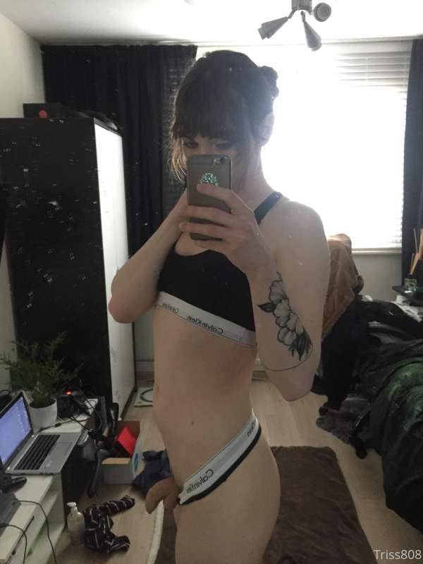 Hey everyone, I recorded some new vids for you all today ^^ .. 3