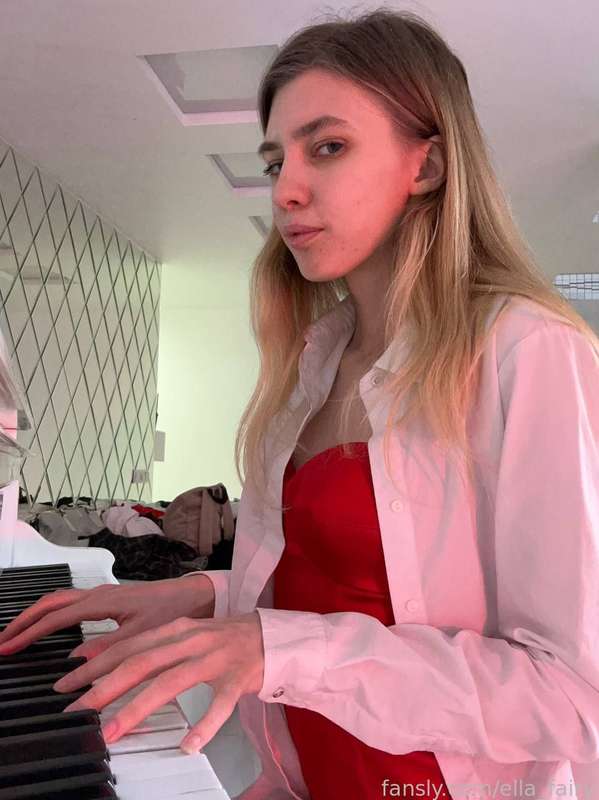Ella_Fairy - Fansly - 05 Feb, 2025