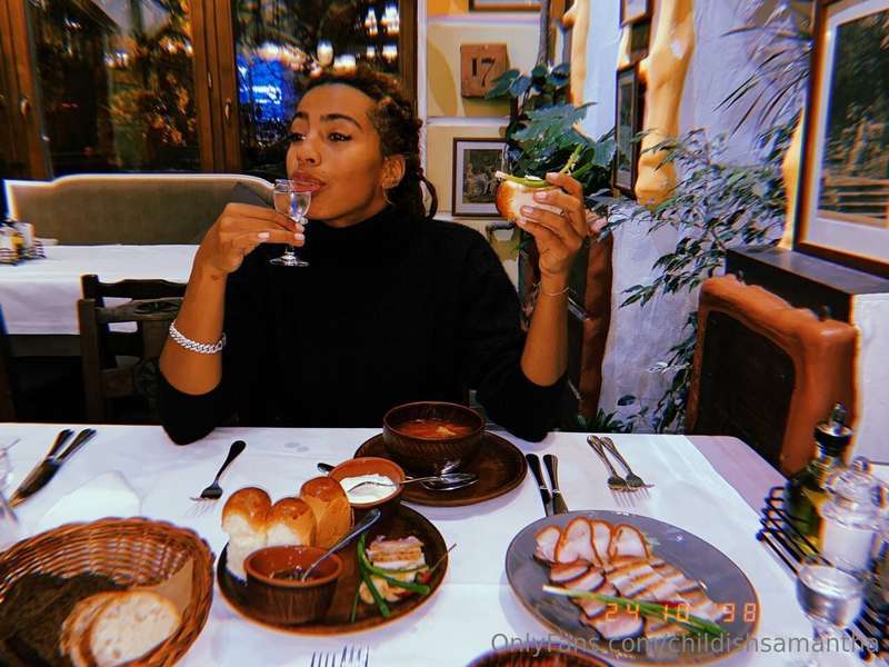My perfect date😅 1