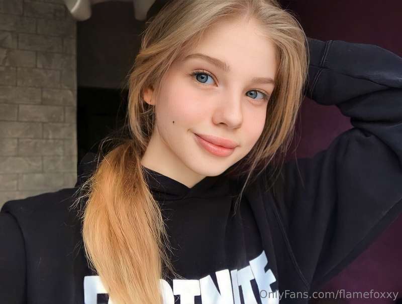 # 💖FREE SUBSCRIPTION ONLY TODAY @sweet_baby_eva 💖 She's so k..