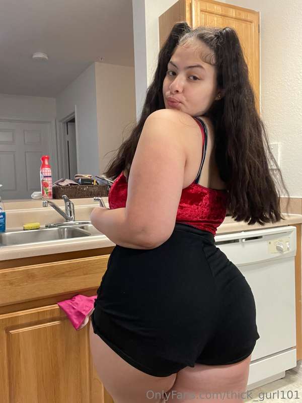 Thick_Gurl101 - Onlyfans - 19 Aug, 2024 5