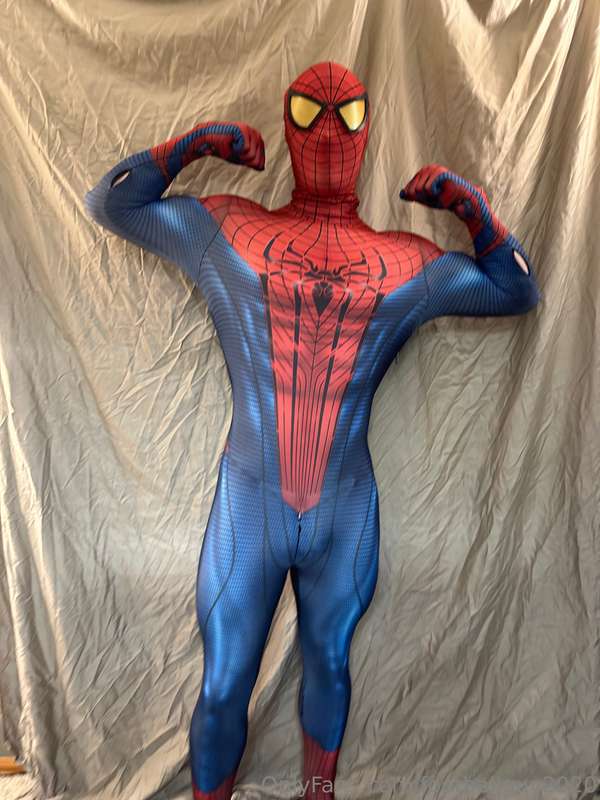 New Spider-Man pics and videos  6