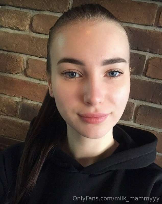 ## This is the cutest girl @darilady you've ever seen🥰Uncove..