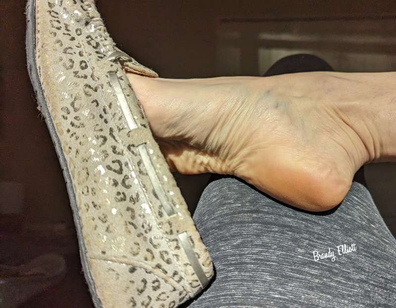 🥴 can we get that 💦 on my soles and moccasins?