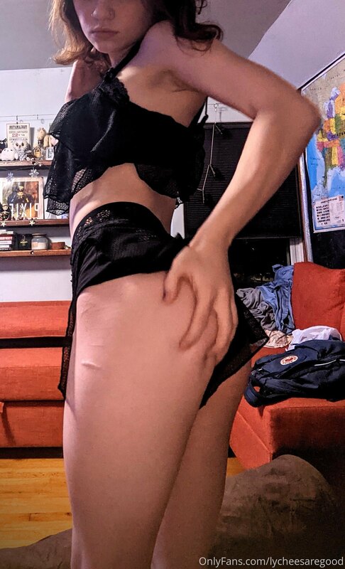 remember to like all my posts and DM for a surprise ???? 1