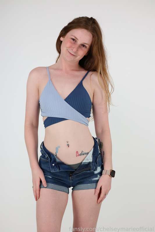 Chelseymarieofficial - Fansly - 03 May, 2025 36