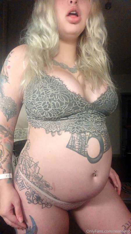 funnel chugging gain shake after stuffing, bloating and infl.. 6