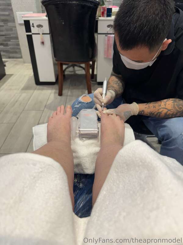 Pedicure day over the weekend. Look at the pretty blues at t..