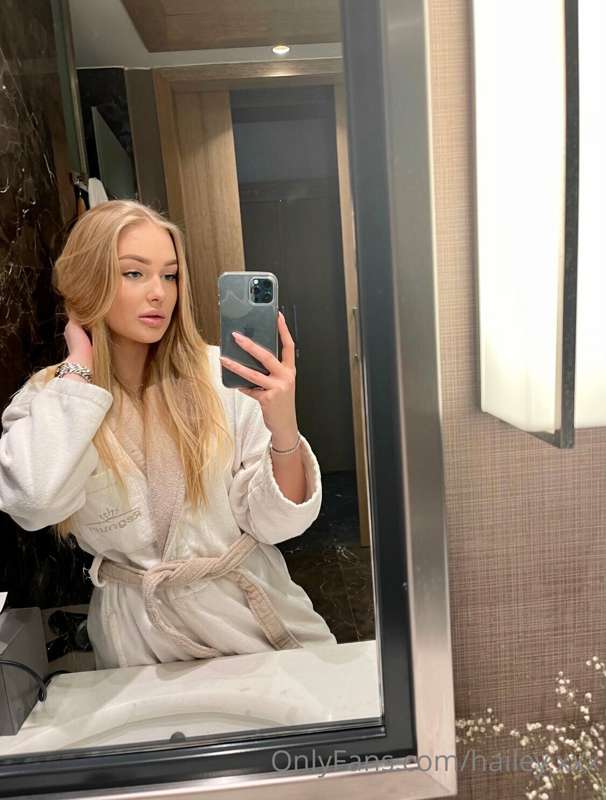 Mmm, let's fantasize about a night in a hotel…💫