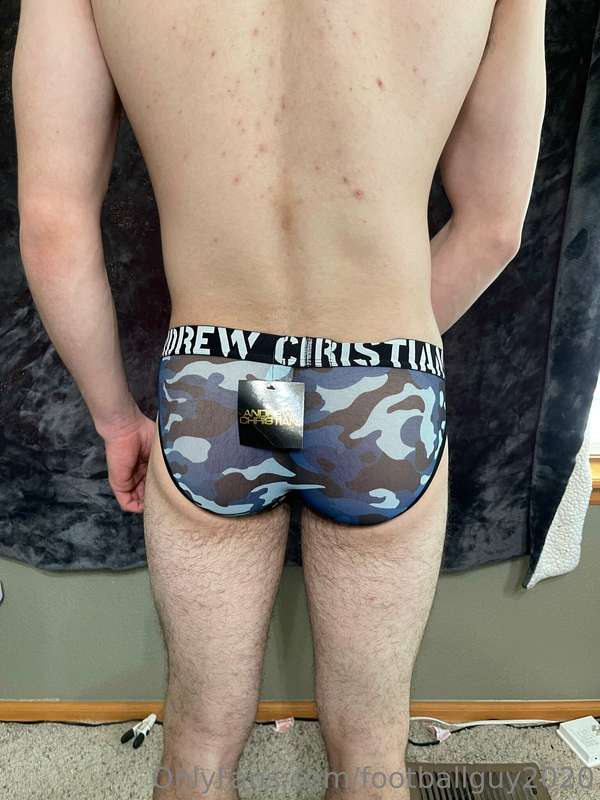 Andrew Christian looks pretty good on me! Set 4 12
