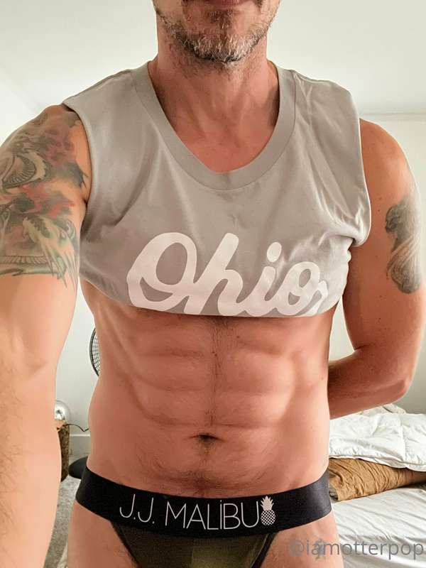 just some views of my new tank top. and also my full pubes. 5