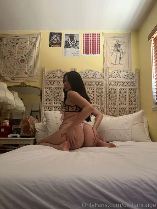 Delilahraige - Onlyfans - 04 Aug, 2024
