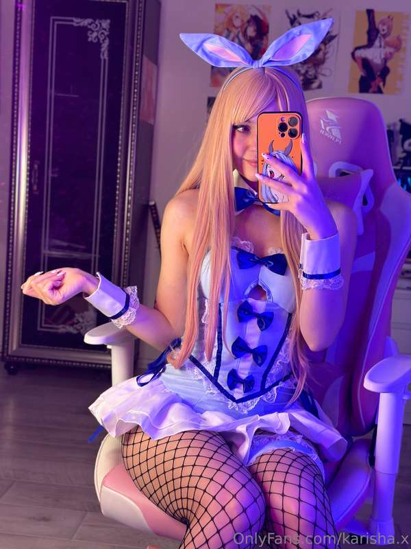 Since I was little, I’ve always wanted to be the heroine — w..