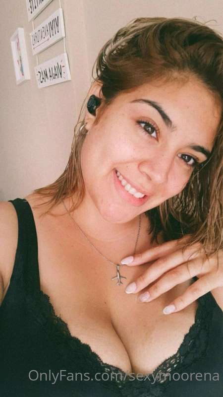 🍑🔥This pretty latina will love to make custom content for yo..