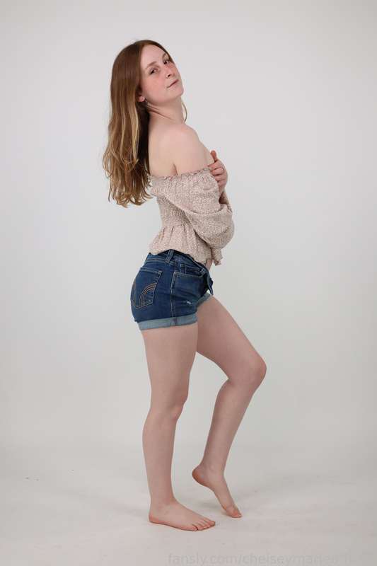 Chelseymarieofficial - Fansly - 17 May, 2025 52