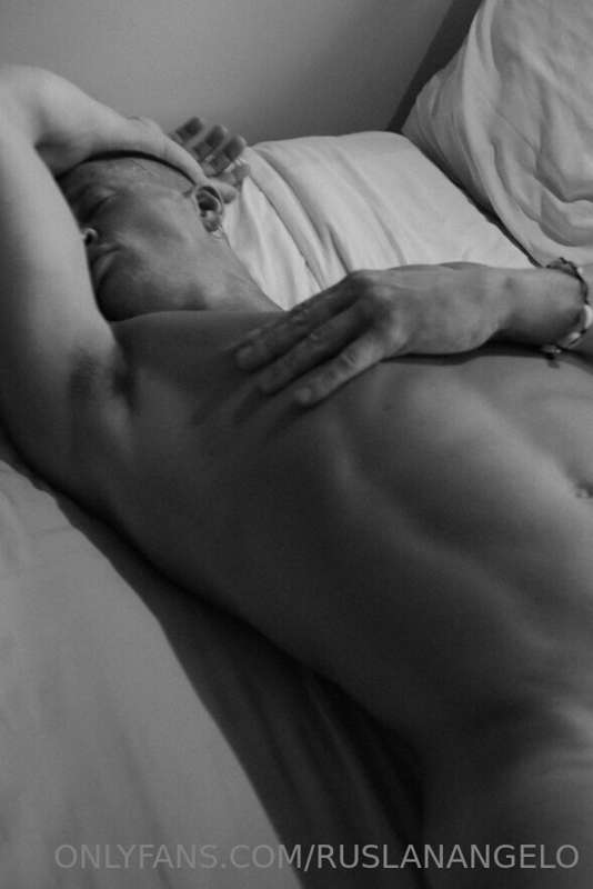 Ruslanangelo - Onlyfans - 01 Dec, 2022 14
