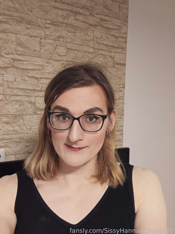 Sissyhannahchrissy95 - Fansly - 08 Jul, 2023 18