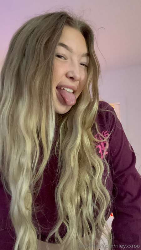 I wouldn’t be me if I wasn’t sticking my tongue out 😜 