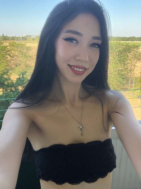  feeling cute might delete it later 😜