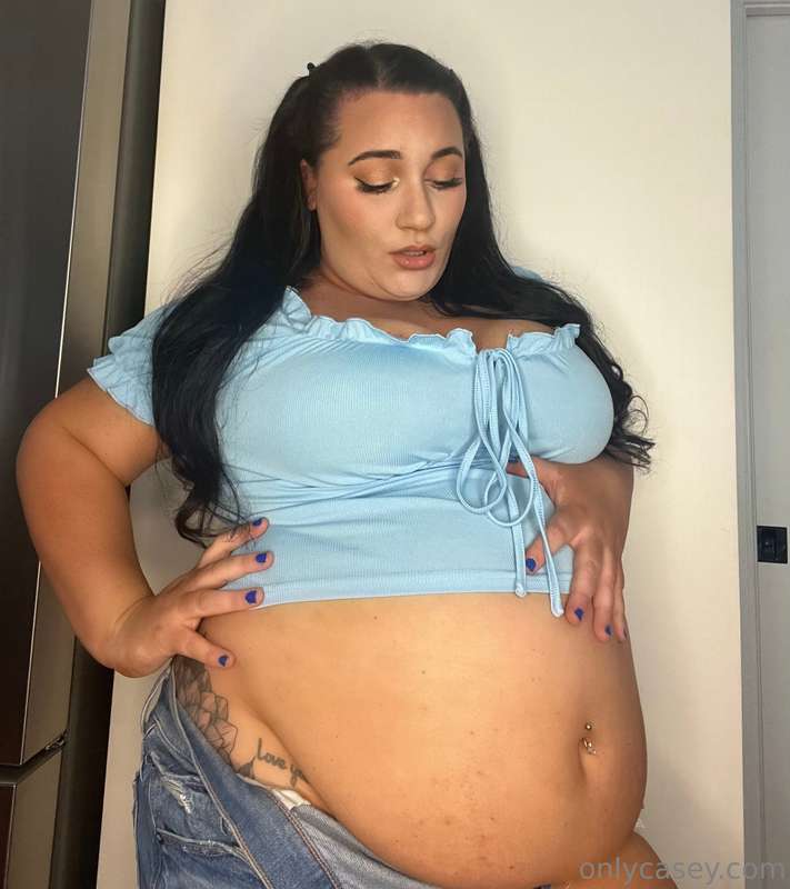 It’s okay, I have plenty of sweats I can wear anyway 🤰🏻😅 1