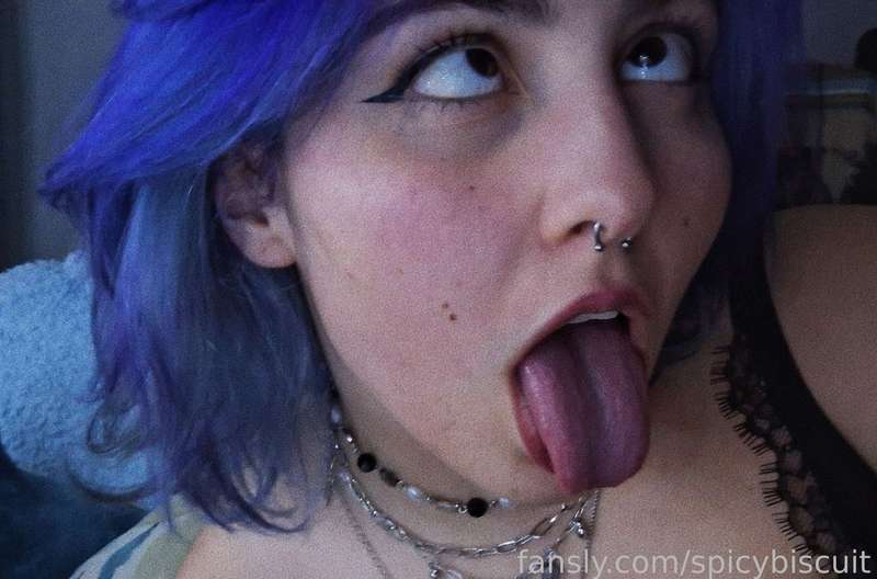 Spicybiscuit - Fansly - 31 Dec, 2024 1