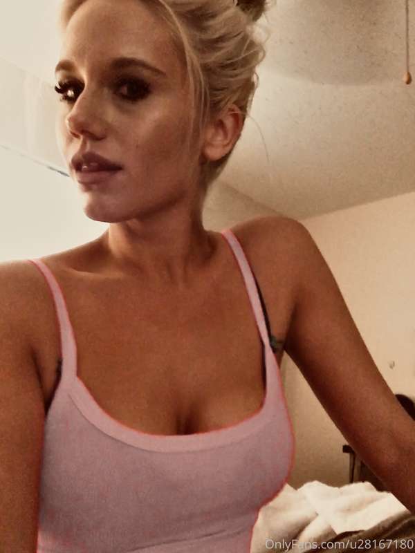 U28167180 - Onlyfans - 06 May, 2020