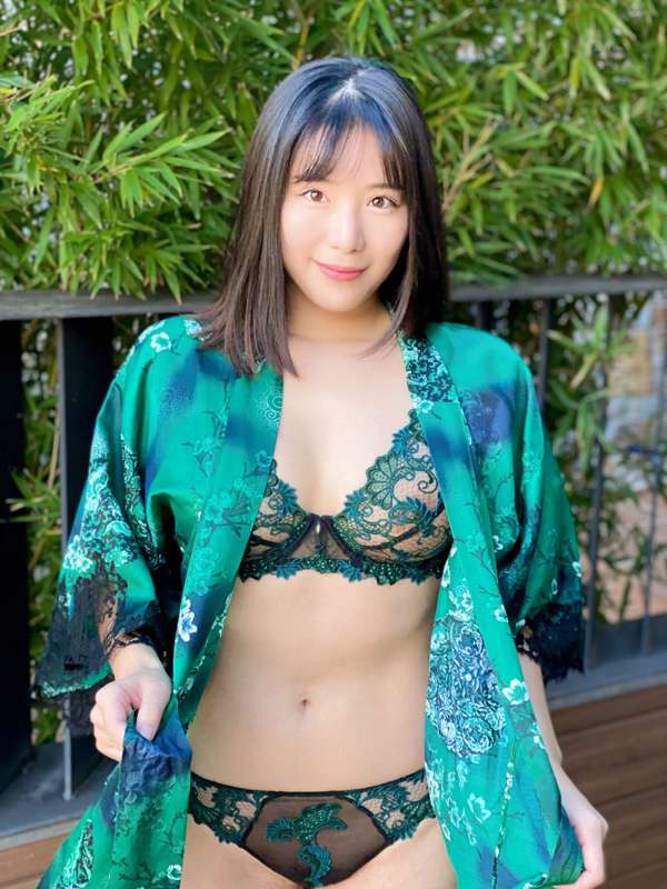 1℃! Mountain air is so refreshing! Get half naked with me?🥴 8