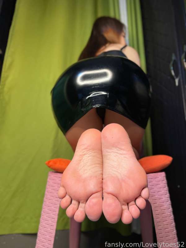 Lovelytoes52 - Fansly - 02 Sep, 2022 11