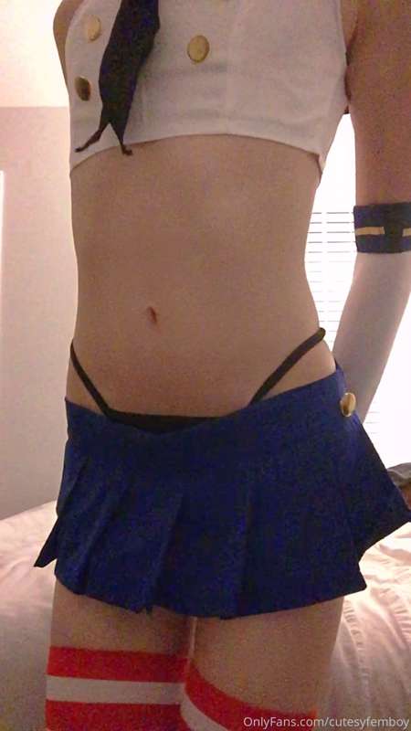 first try at shimakaze with bad lighting, expect a better ve.. 10