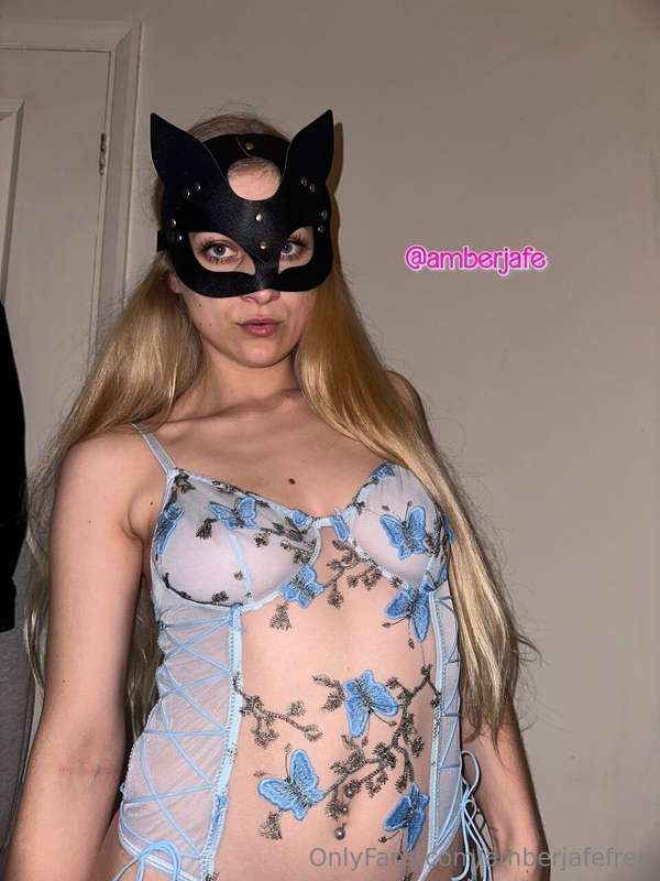 Full face is shown in my paid content only 🙈Just drop me a m..