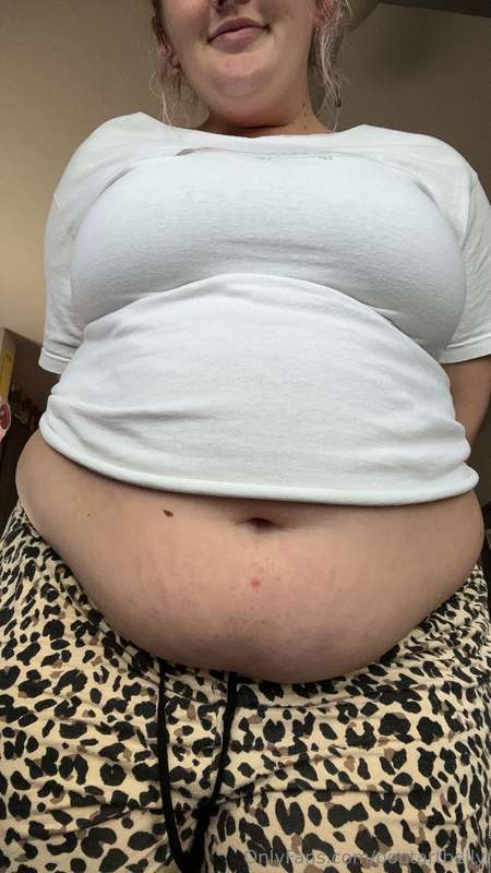 The body of a pig who’s tried every Chinese spot near her 🤭 