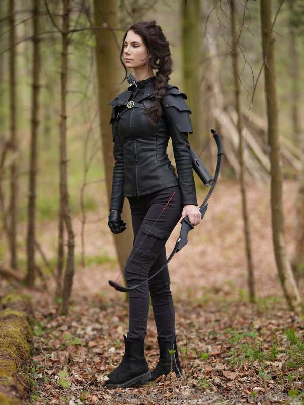 Katniss Everdeen from Hunger Games 🏹 14