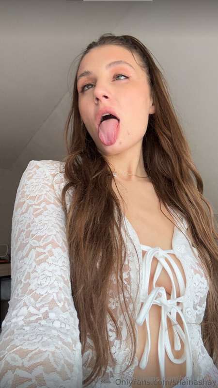 👑@shainashay 😍Free Subscription 😍@shainashay 👑🫦❤️‍🔥This swee..