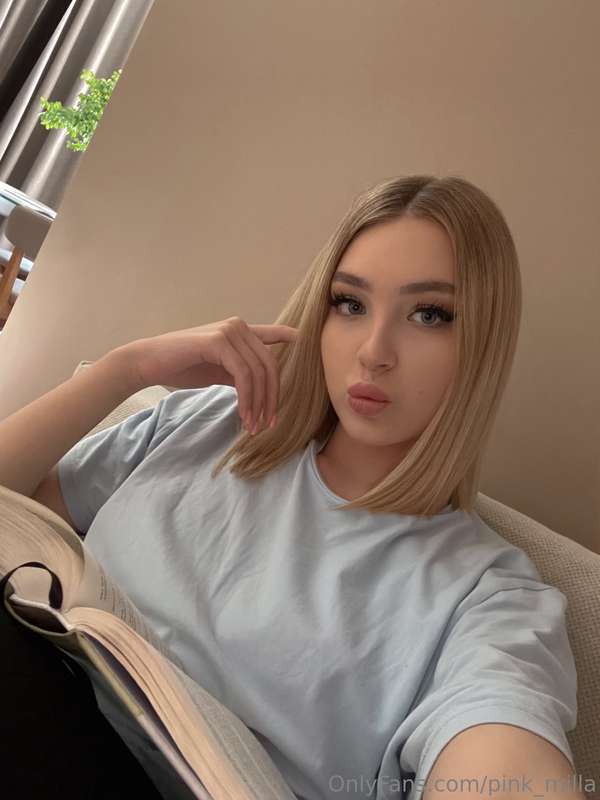 Try to guess what genre of book blondes choose, and make sur..
