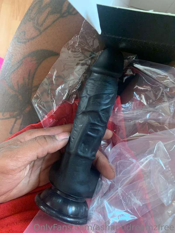 ***I LOVE BIG BLACK DICKS*** SO I HAD TO ORDER MY OWN PERSON..