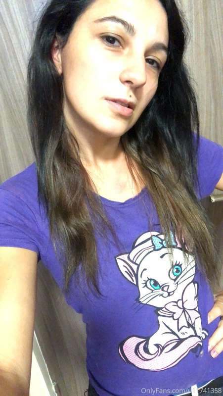 After dying my hair,natural fluffy hair and no makeup !All n.. 7