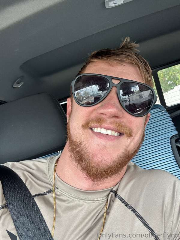 how's everyone?? ✌️