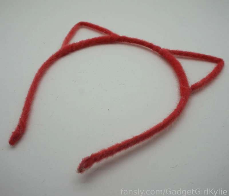 Gadgetgirlkylie - Fansly - 16 Aug, 2023