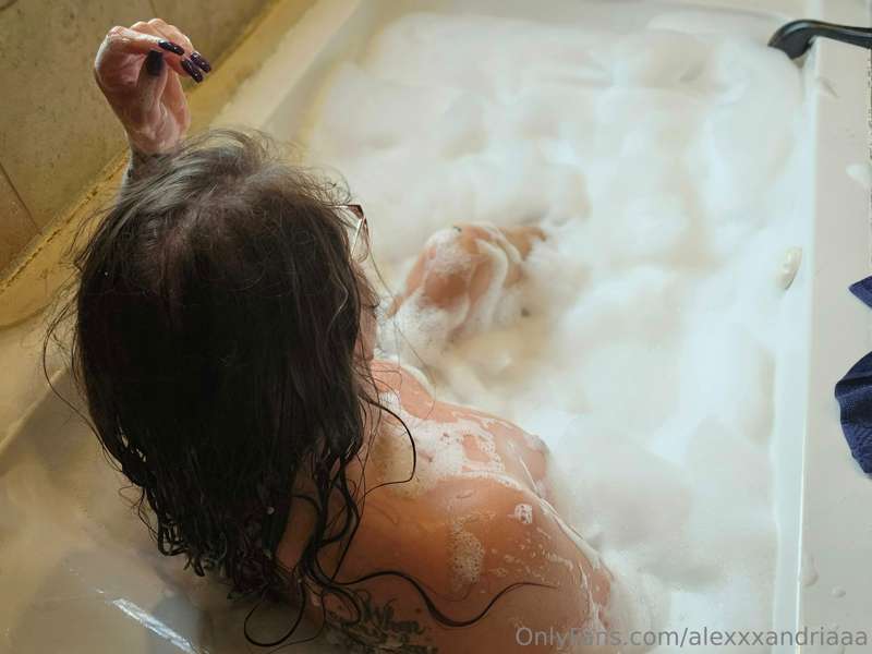 Alexxxandriaaa - Onlyfans - 01 Sep, 2023