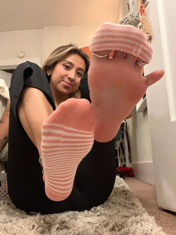 pink socks to match my pink soles 💕