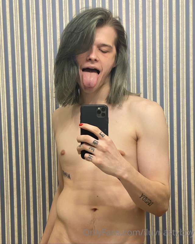 This bisexual twink will eat your cum and then blow your bac..