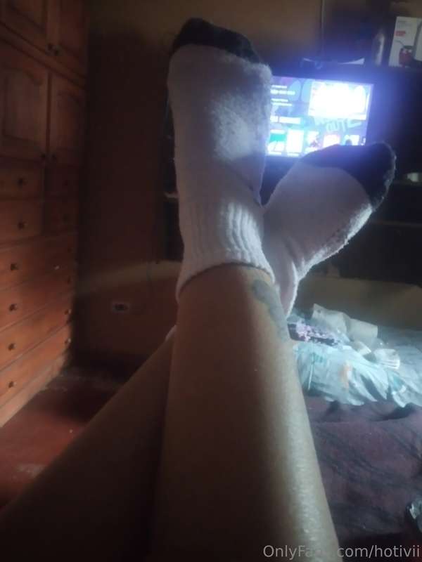💣👣🧦